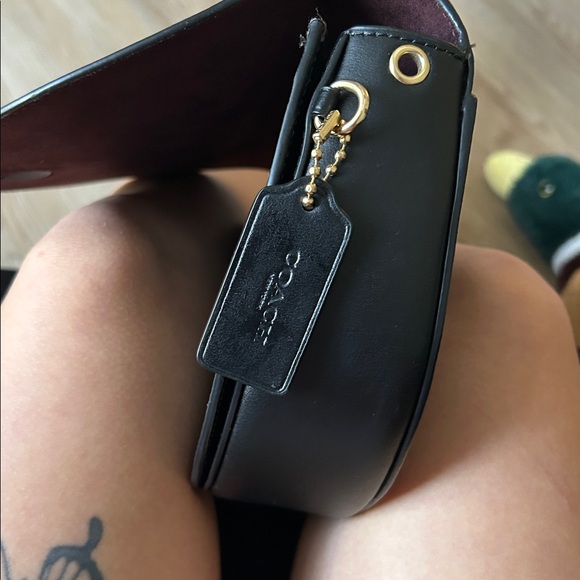 Coach Signature Crossbody Bag in Black and Brown - Picture 5 of 8